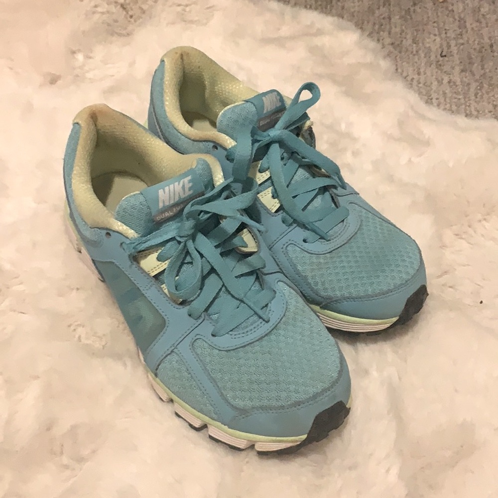 Nike dual fusion st2 green and blue